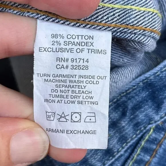 A/X Armani Exchange Women's Low Rise Baby Bootcut Jeans Size 2 - Picture 7 of 7